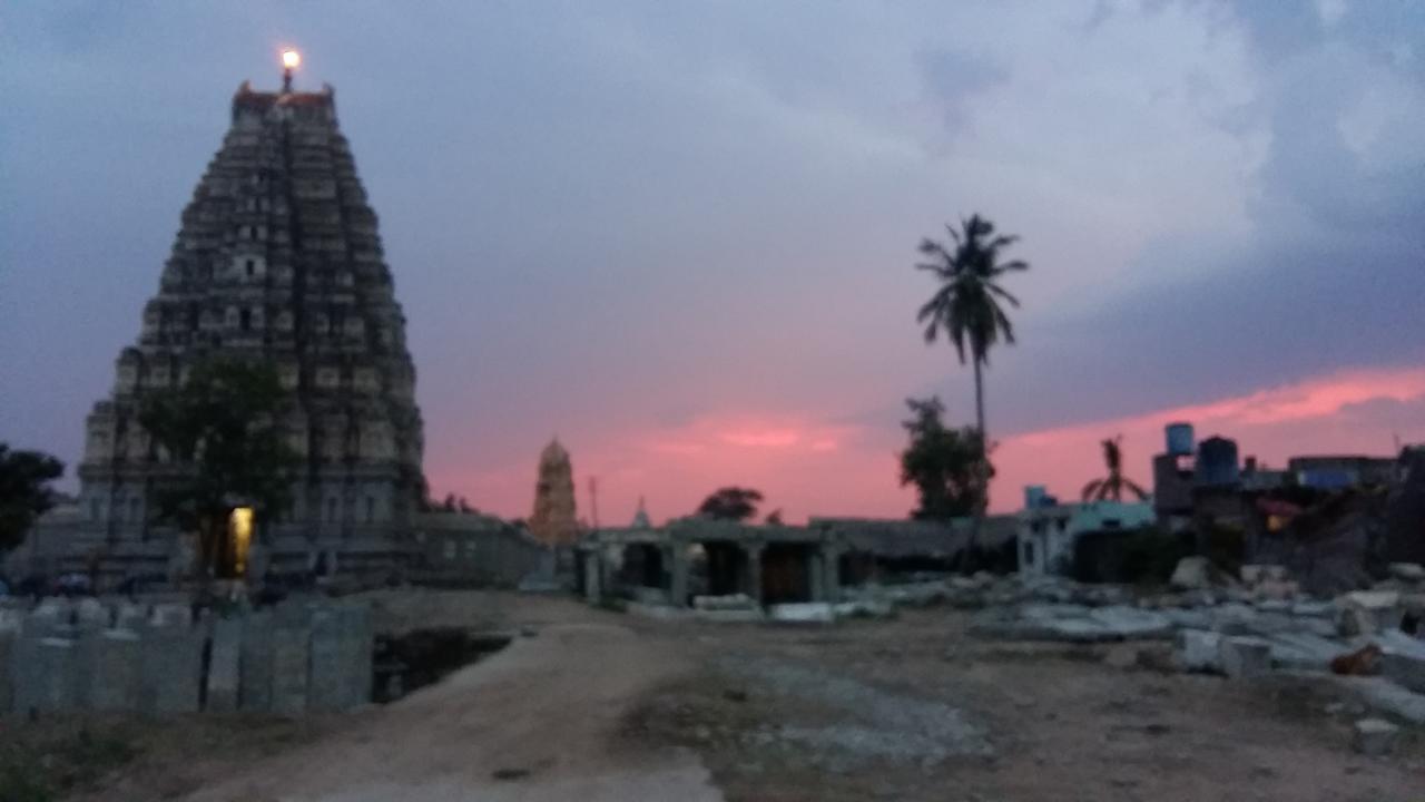 Riverside Homestay Hampi Extérieur photo