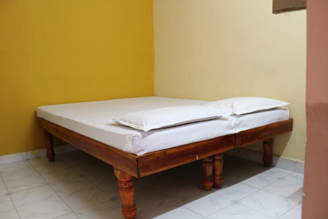 Riverside Homestay Hampi Extérieur photo